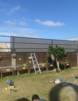 鋁合金遮雨棚 - 防鏽耐用美觀